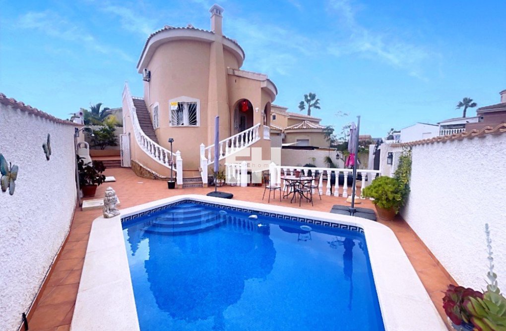 Resale - villa - Ciudad Quesada - Costa Blanca