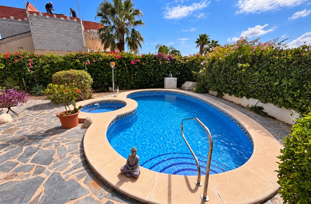 Resale - villa - Ciudad Quesada - Costa Blanca