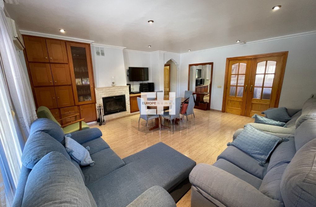 Resale - villa - Crevillent - Inland