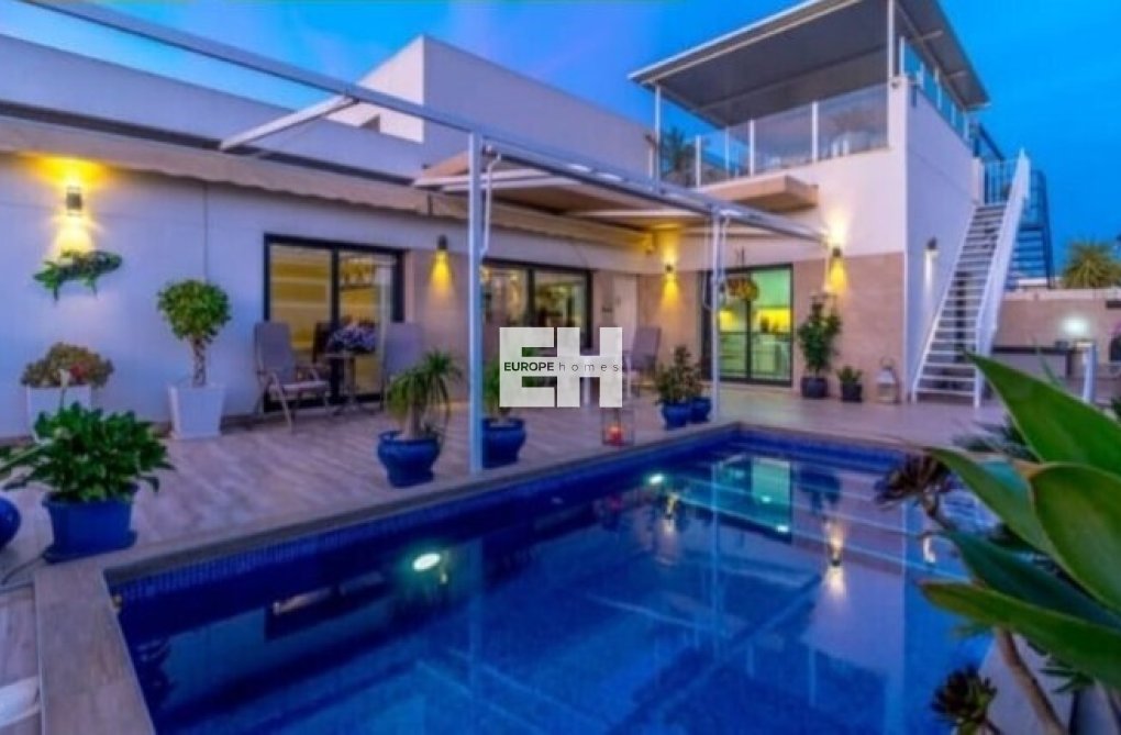 Resale - villa - Daya Nueva - Costa Blanca