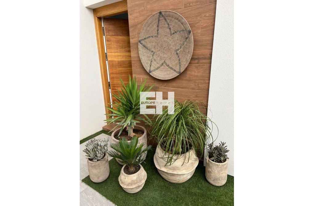 Resale - villa - Daya Vieja - Costa Blanca