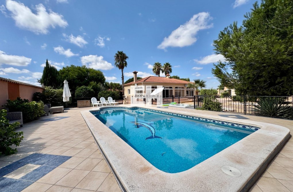 Resale - villa - Dolores - Cmno. Escorredor