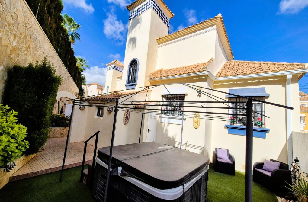 Resale - villa - El Galan - Inland