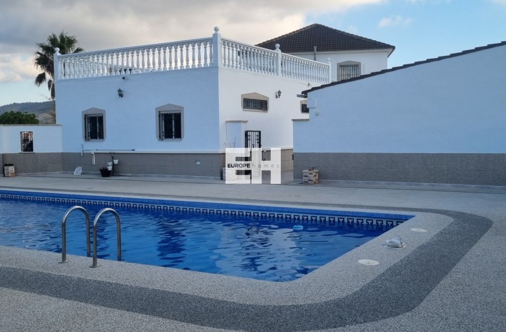 Resale - villa - Hondón de los Fráiles - Inland