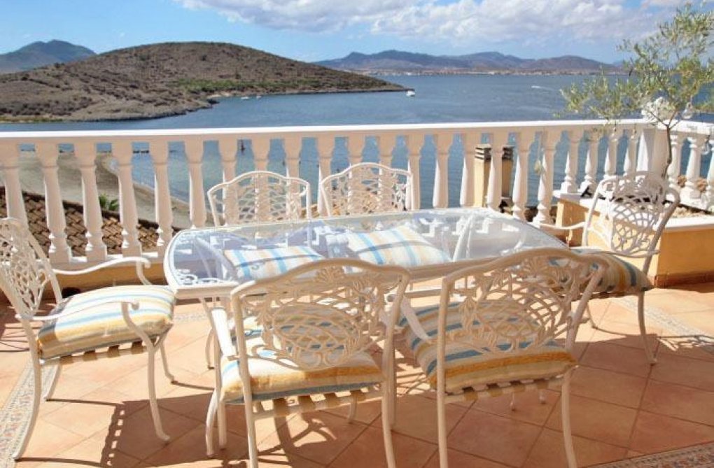 Resale - villa - La Manga del Mar Menor - Zona Galúa-calnegre