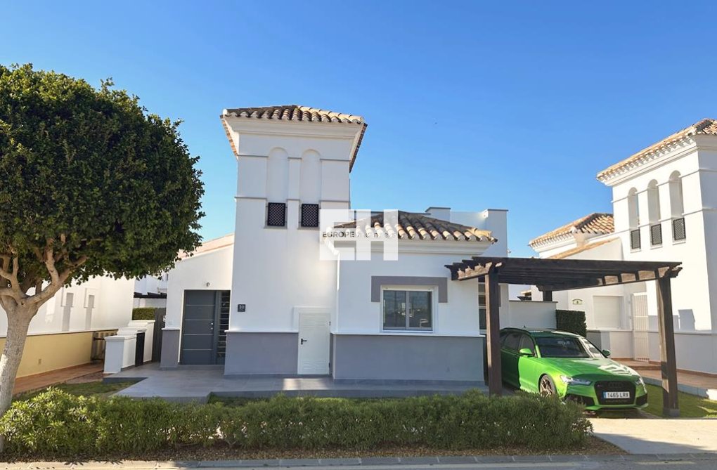 Resale - villa - La Torre Golf Resort - Inland