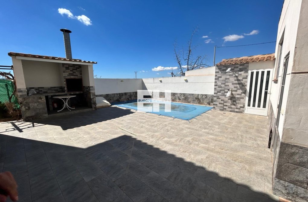 Resale - villa - Los Alcázares - Las Lomas Del Rame-bahía Bella