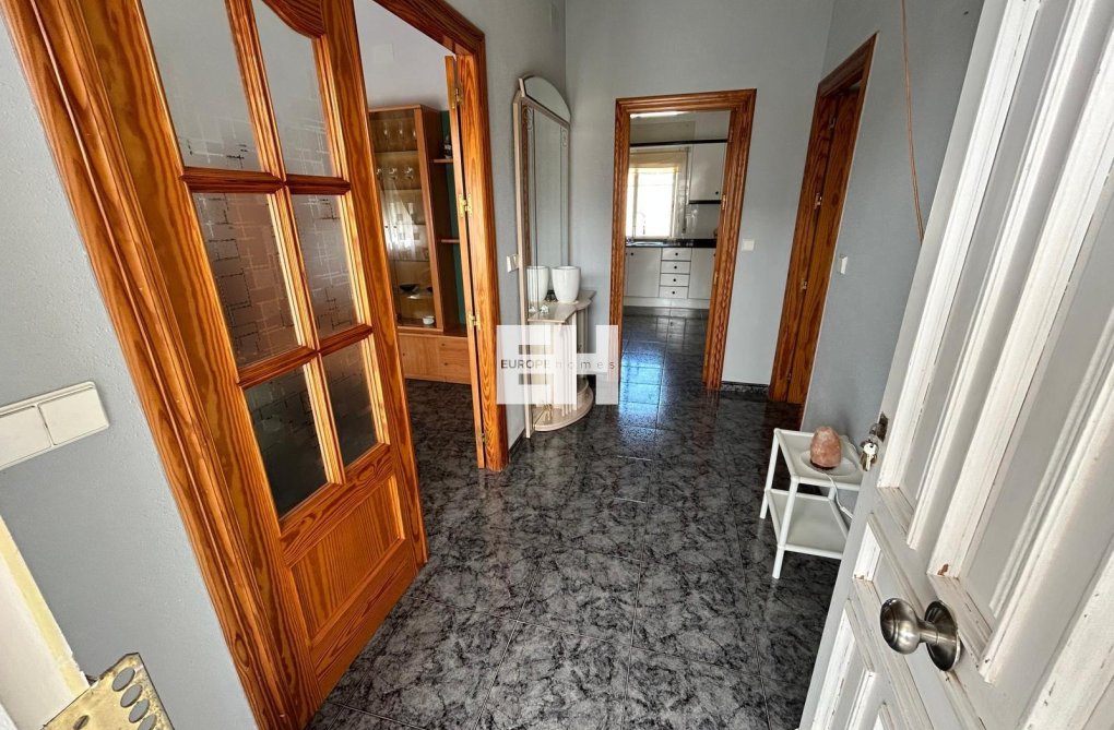 Resale - villa - Los Alcázares - Las Lomas Del Rame-bahía Bella