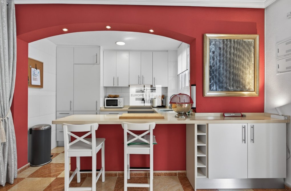 Resale - villa - Orihuela Costa - Costa Blanca