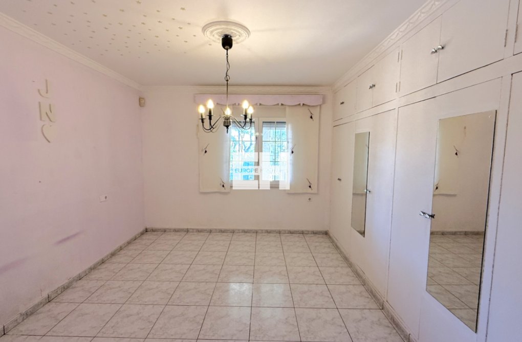 Resale - villa - Pilar de la Horadada - Costa Blanca