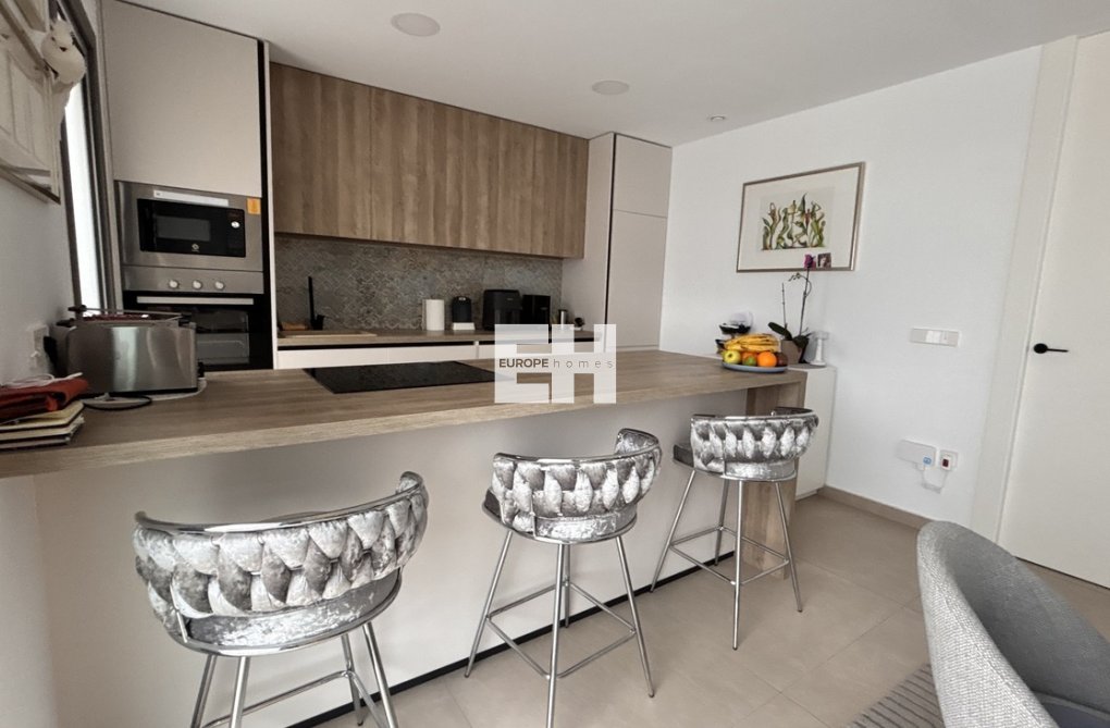 Resale - villa - San Miguel de Salinas - Costa Blanca