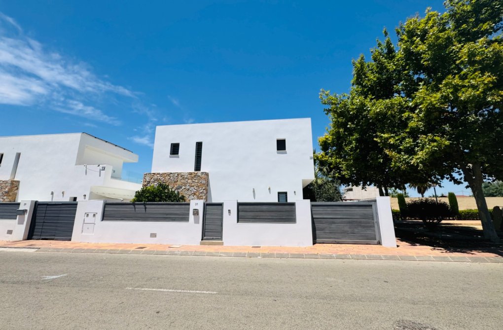 Resale - villa - San Pedro del Pinatar - Costa Calida