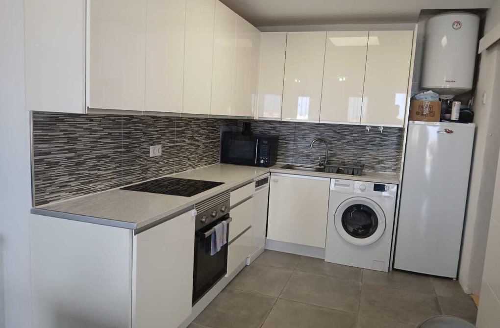 Resale - villa - Villamartin - Costa Blanca
