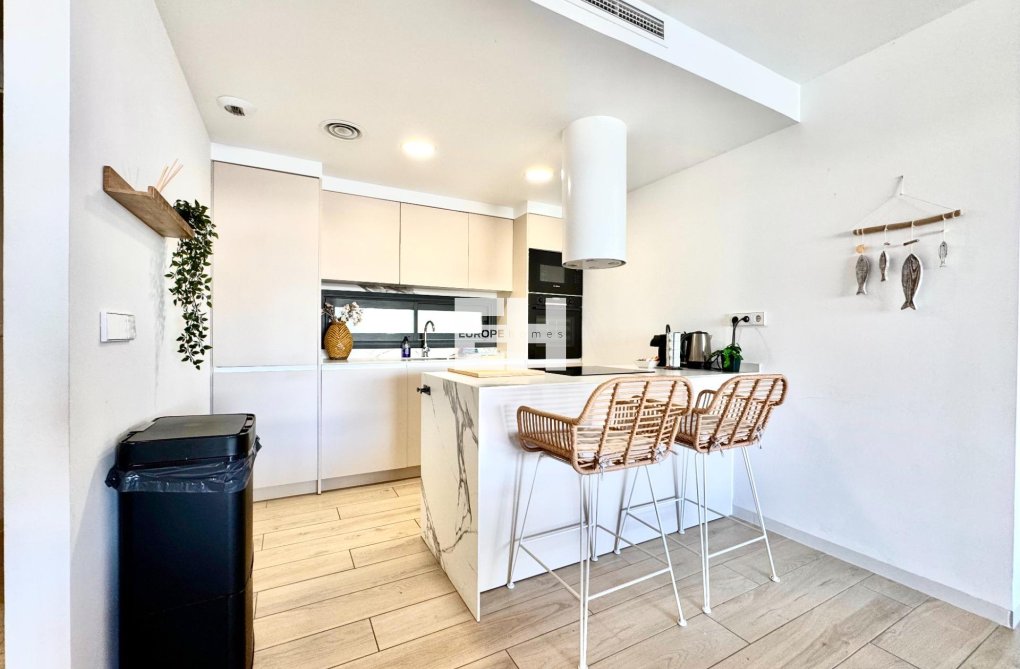 Revente - Appartement - Los Alcázares - Dolores De Pacheco-santa Rosalía