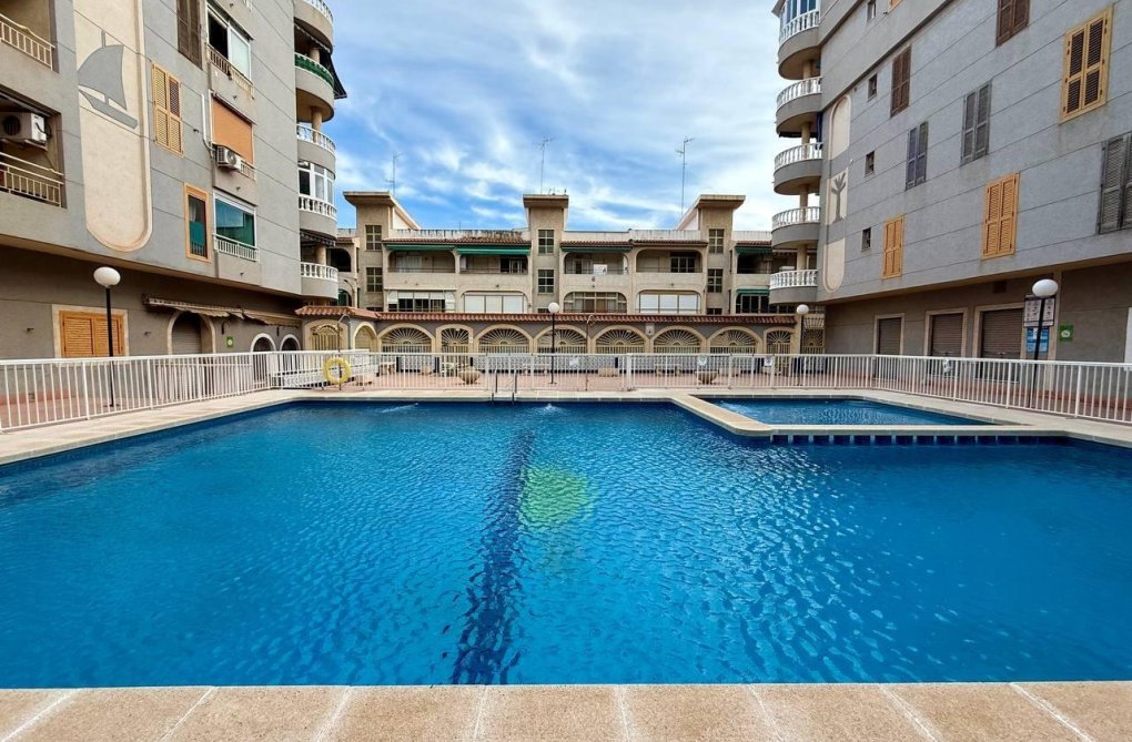Revente - Appartement - Torrevieja - Acequion