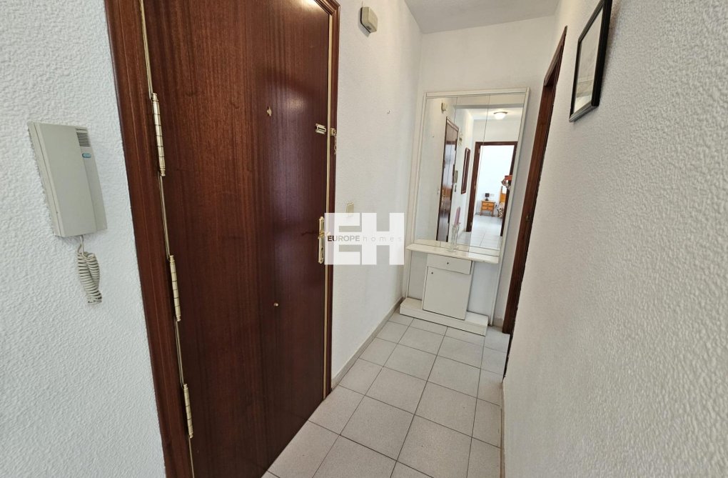 Revente - Appartement - Torrevieja - Centro