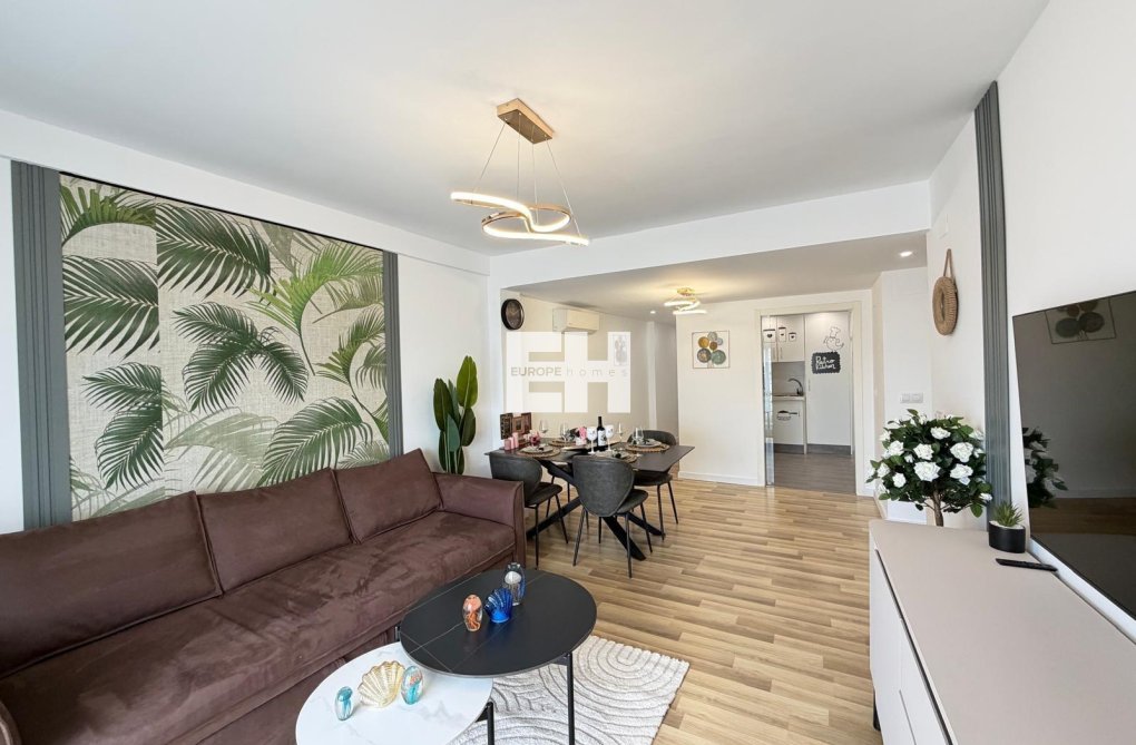 Revente - Appartement - Torrevieja - Centro