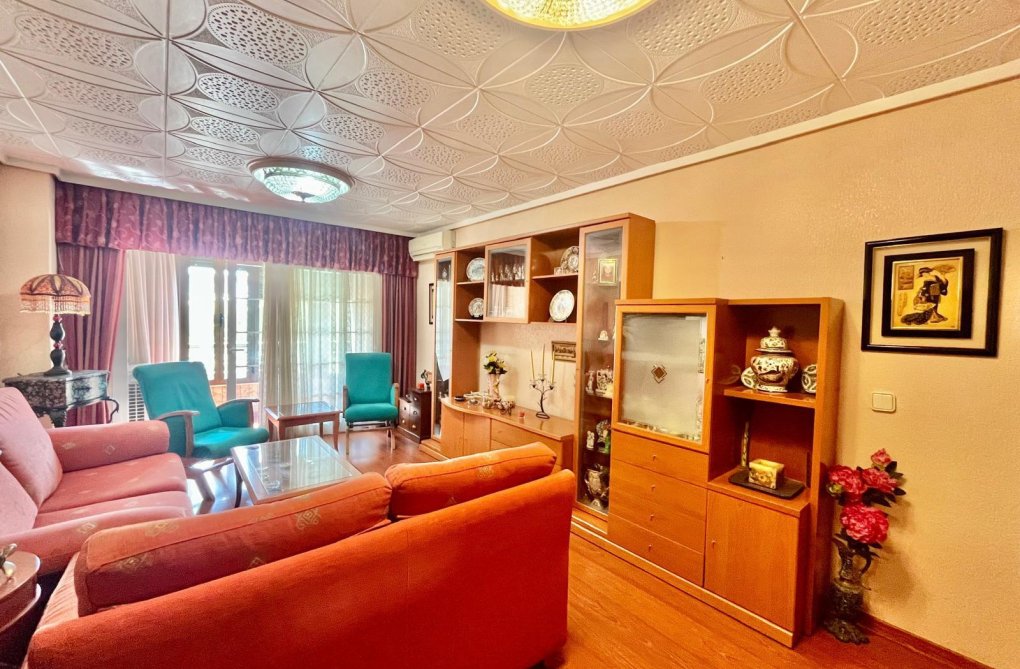 Revente - Appartement - Torrevieja - Centro