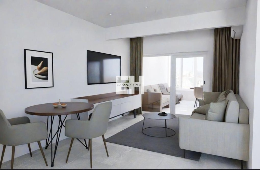 Revente - Appartement - Torrevieja - Paseo Maritimo