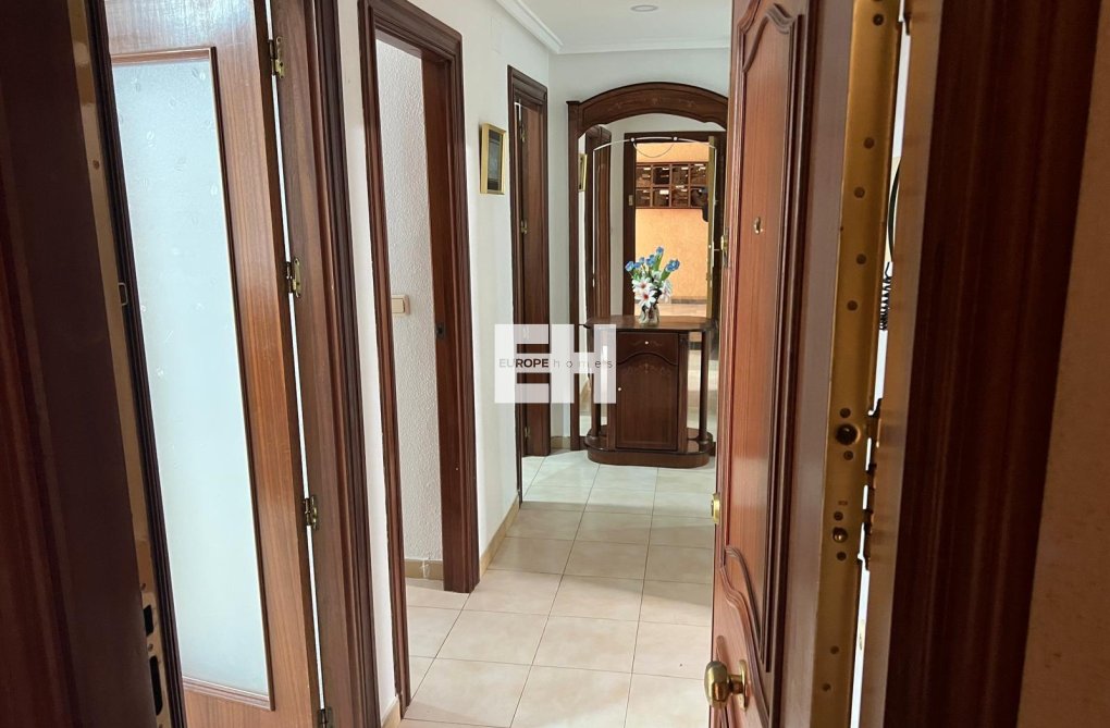 Revente - Appartement - Torrevieja - Playa del Cura