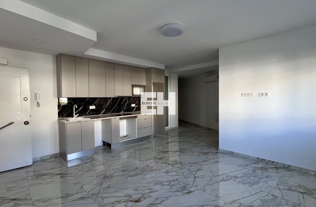Revente - Appartement - Torrevieja - PLAYA LOS LOCOS