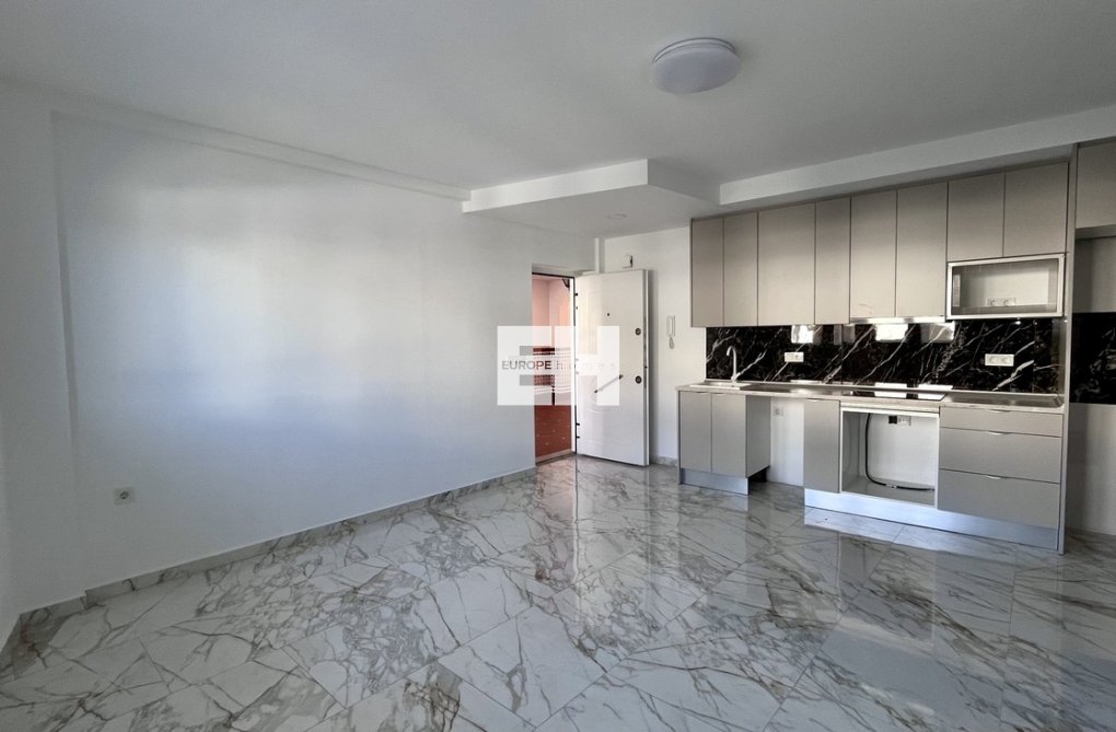 Revente - Appartement - Torrevieja - PLAYA LOS LOCOS