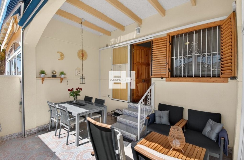 Revente - Quad House - Playa Flamenca - Serena III