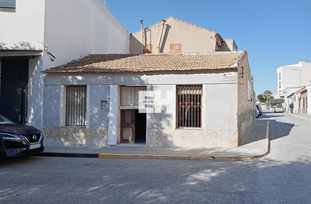 Revente - Semi Detached - Los Montesinos