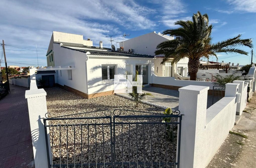 Revente - Semi Detached - Rojales, CIudad Quesada