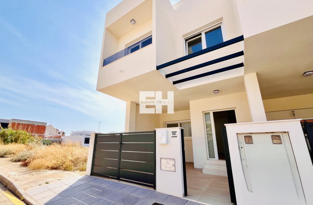 Revente - town house - Pilar de la Horadada - Costa Blanca