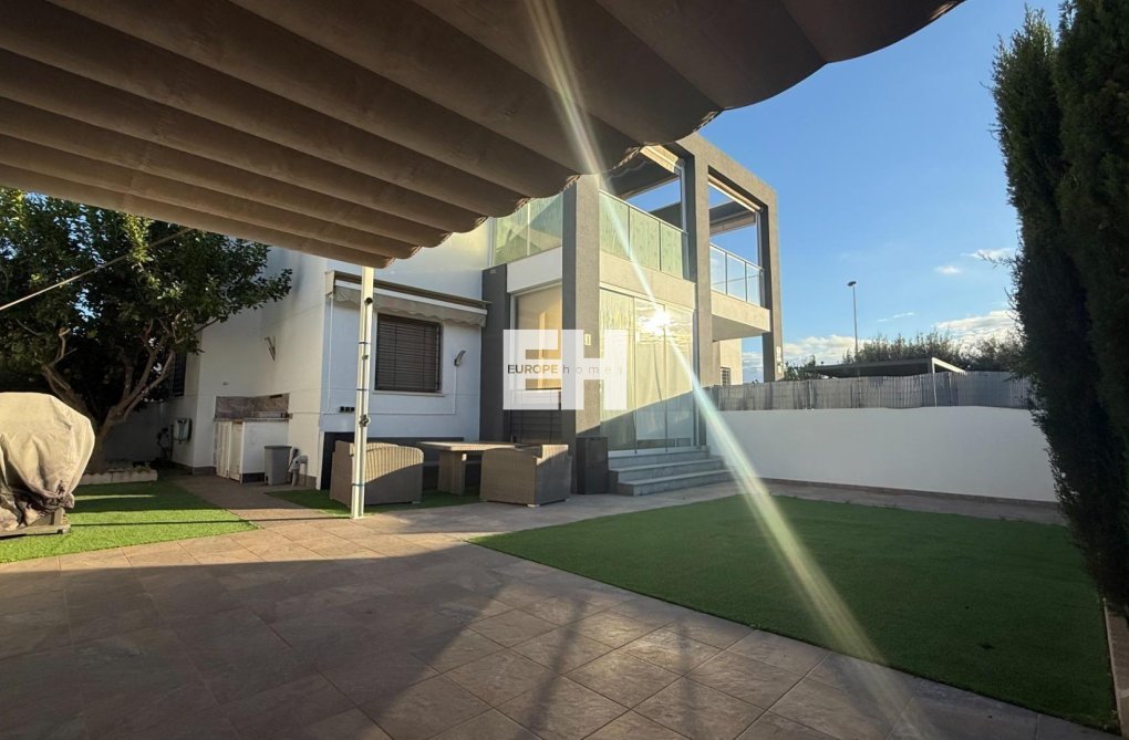 Revente - town house - Torrevieja - Aguas Nuevas