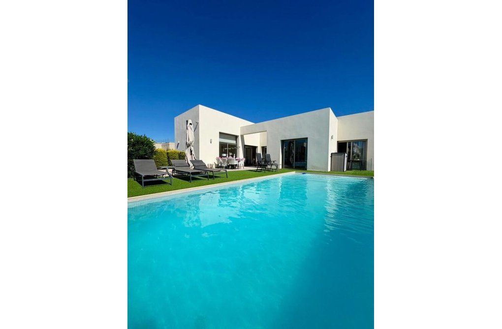Revente - villa - Benijofar - Costa Blanca