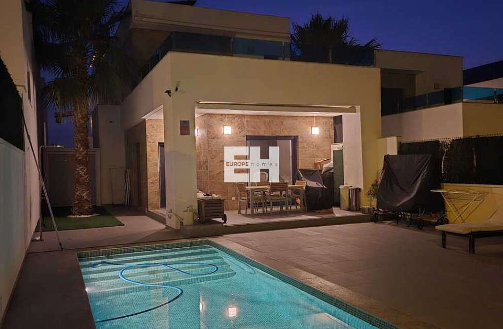 Revente - villa - Bigastro - Costa Blanca