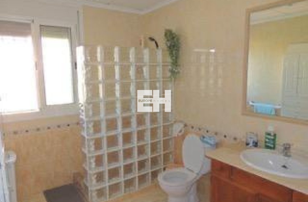 Revente - villa - Catral