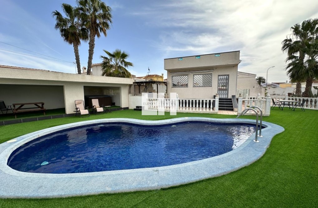 Revente - villa - Ciudad Quesada - Costa Blanca