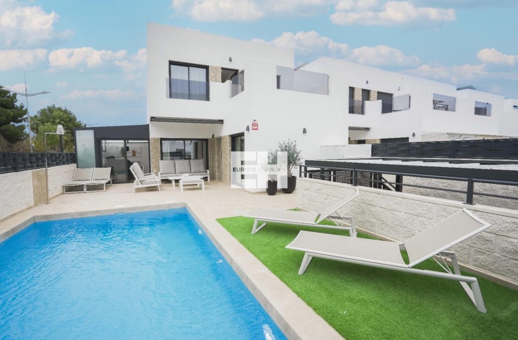 Revente - villa - Dolores
