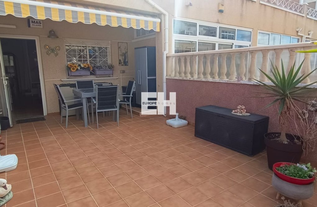 Revente - villa - Orihuela Costa - Costa Blanca