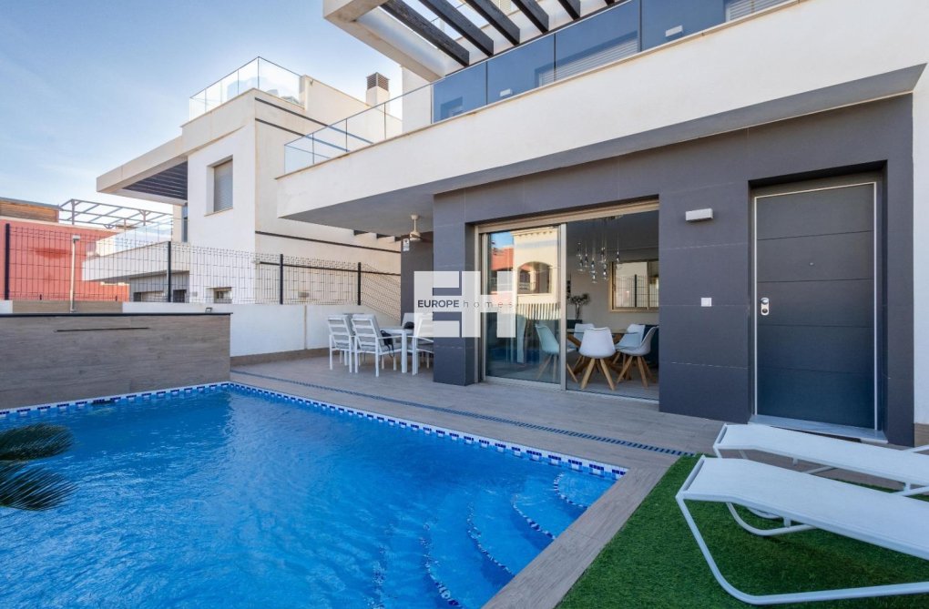 Revente - villa - Orihuela Costa - Costa Blanca