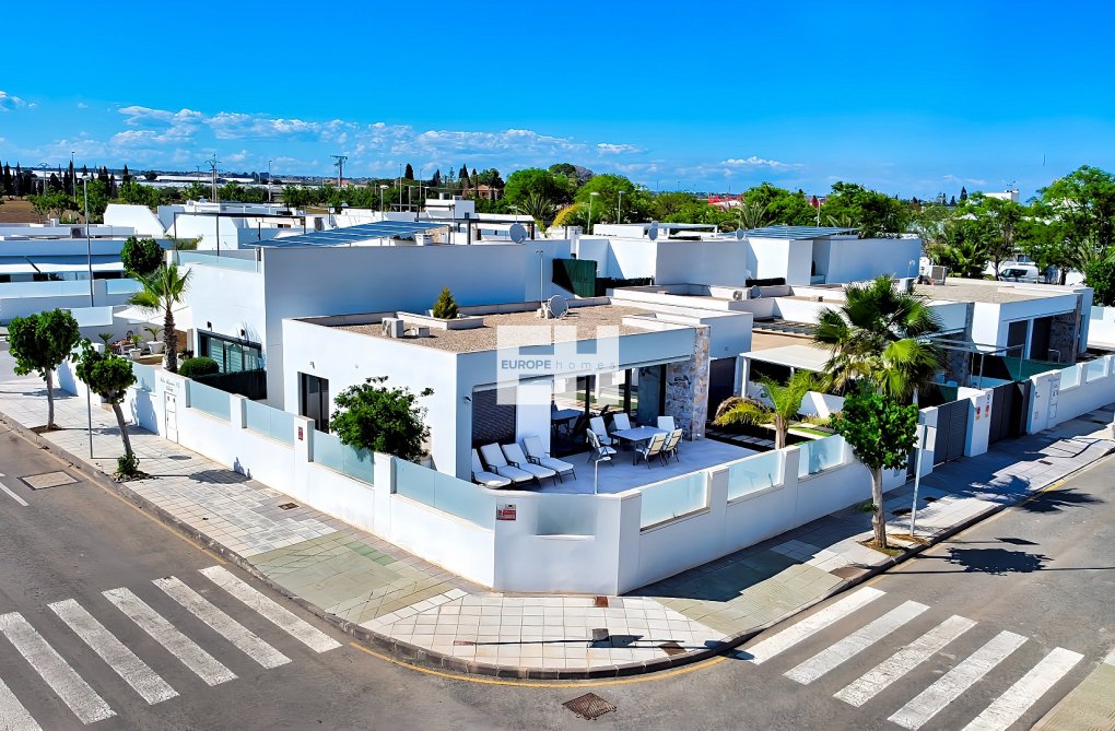 Revente - villa - Pilar de la Horadada - Costa Blanca