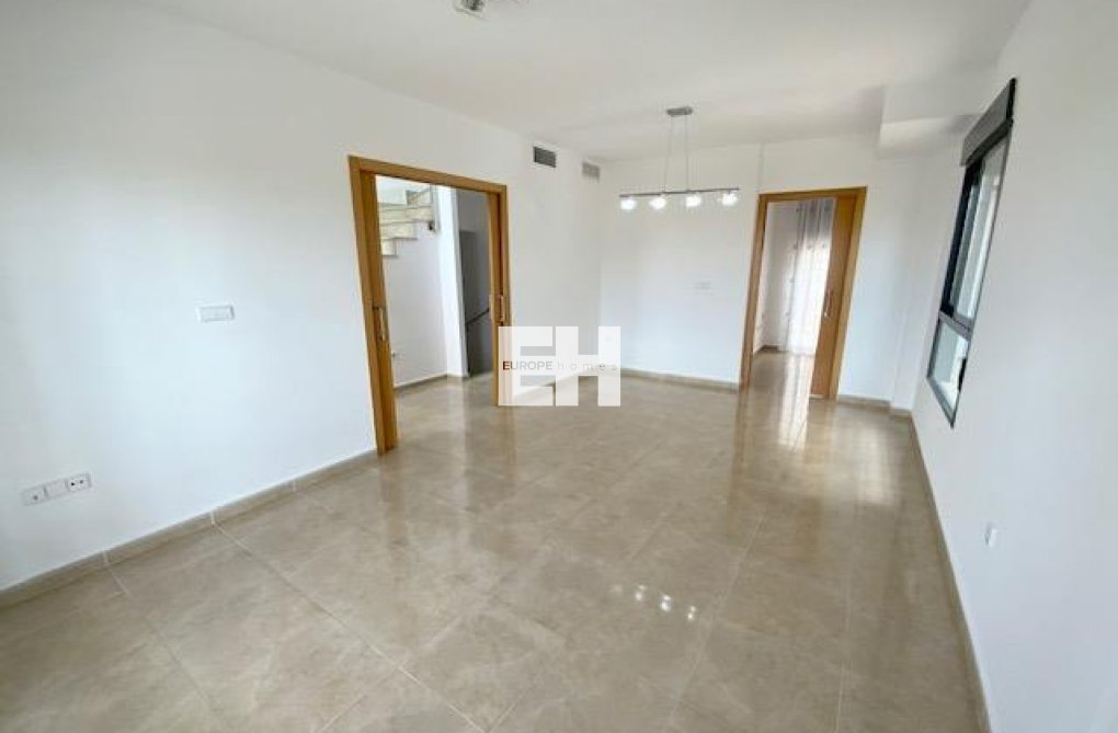 Revente - villa - Roldan - Inland