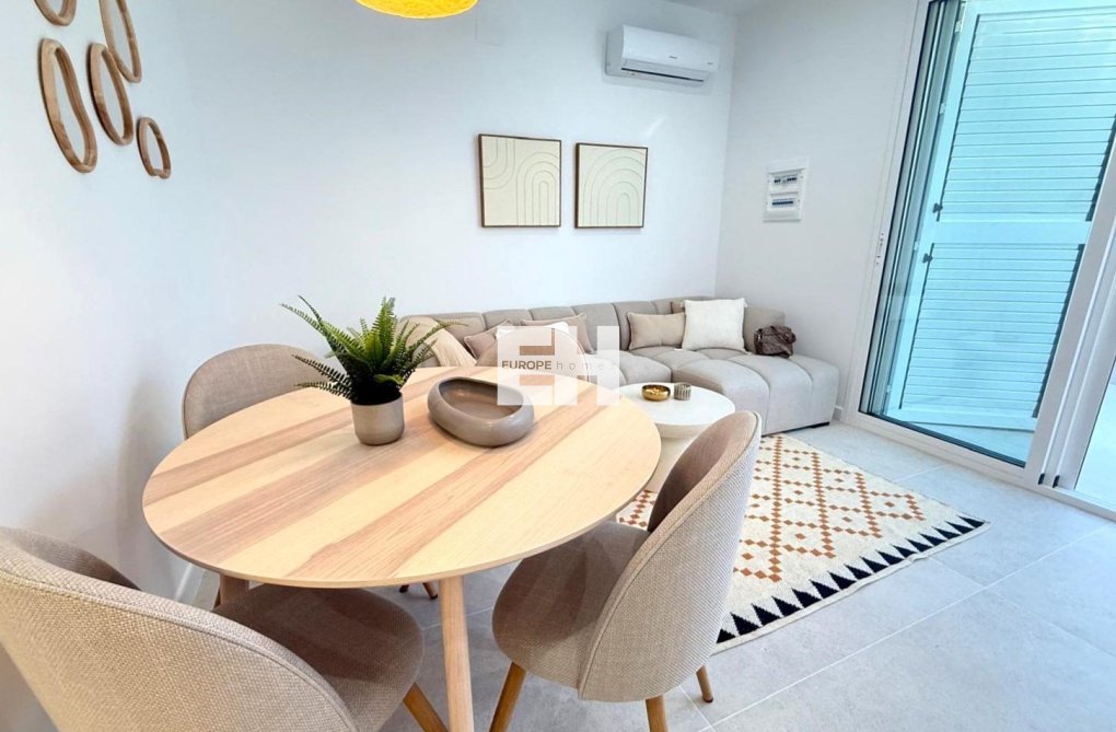 Revente - villa - Torrevieja - El Chaparral