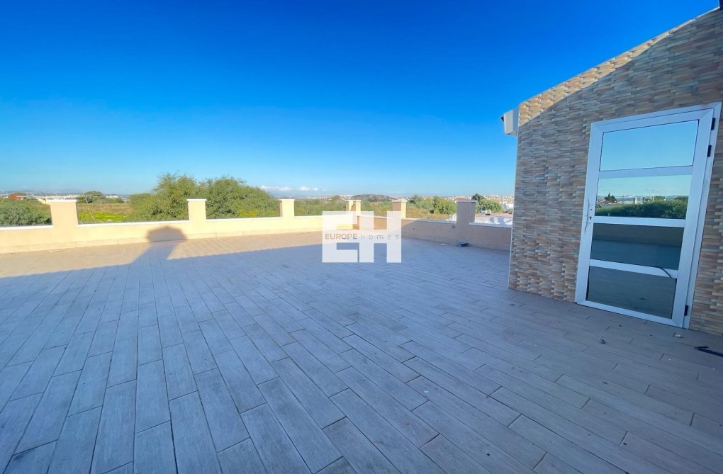 Revente - villa - Torrevieja - La Siesta - El Salado - Torreta