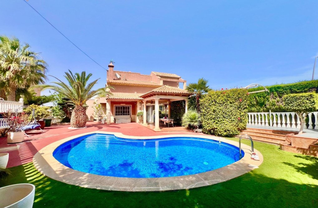 Revente - villa - Torrevieja - Los Balcones - Los Altos Del Edén