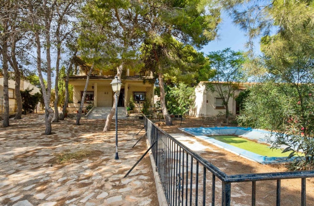 Revente - villa - Torrevieja - Los Balcones 