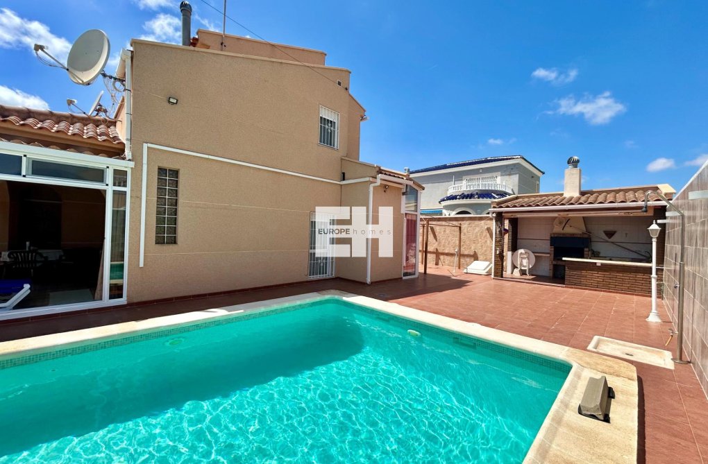 Revente - villa - Torrevieja - San Luis