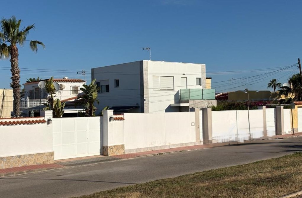 Revente - villa - Torrevieja - Torreta Florida