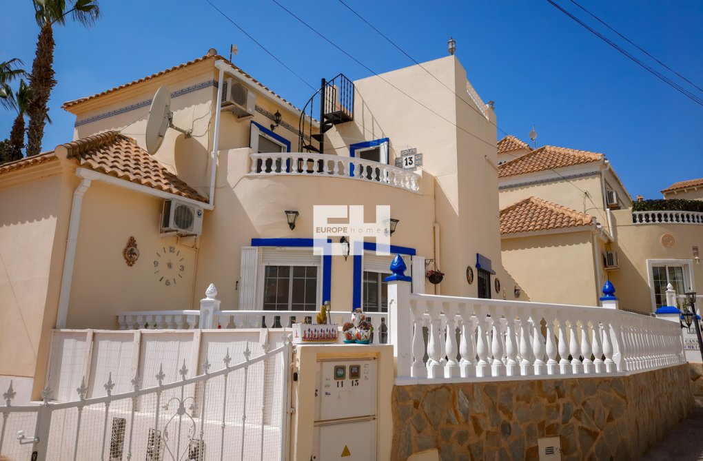 Revente - villa - Villamartin - Costa Blanca