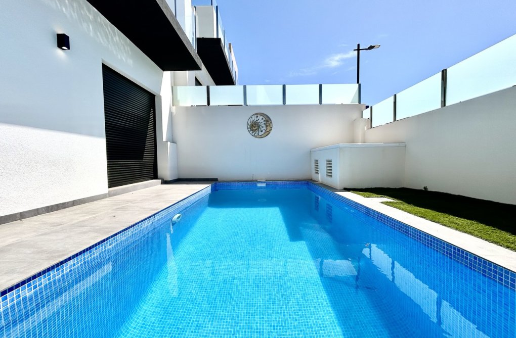 Revente - villa - Villamartin - Costa Blanca