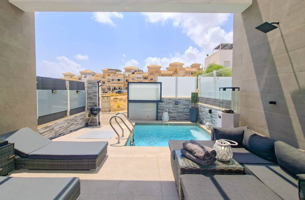 Revente - villa - Villamartin - Costa Blanca