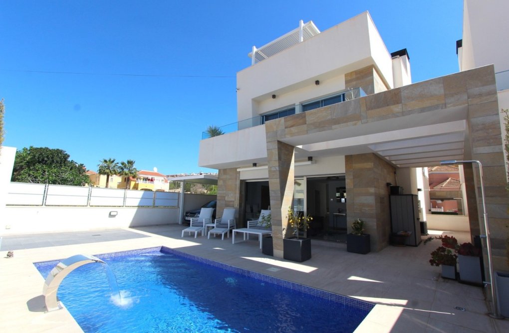 Revente - villa - Villamartin - El Galan